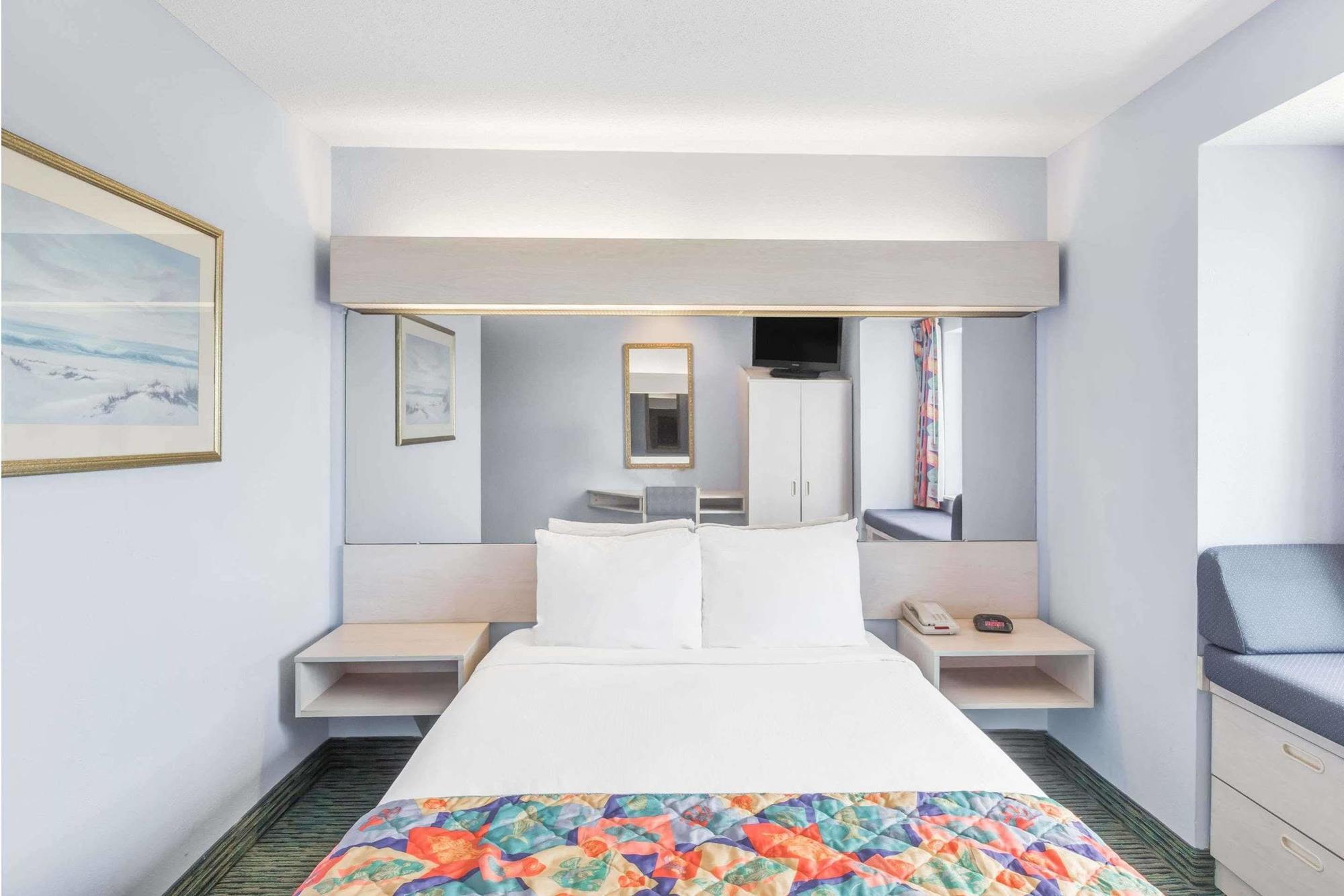 Microtel Inn & Suites By Wyndham Carolina Beach Exteriér fotografie