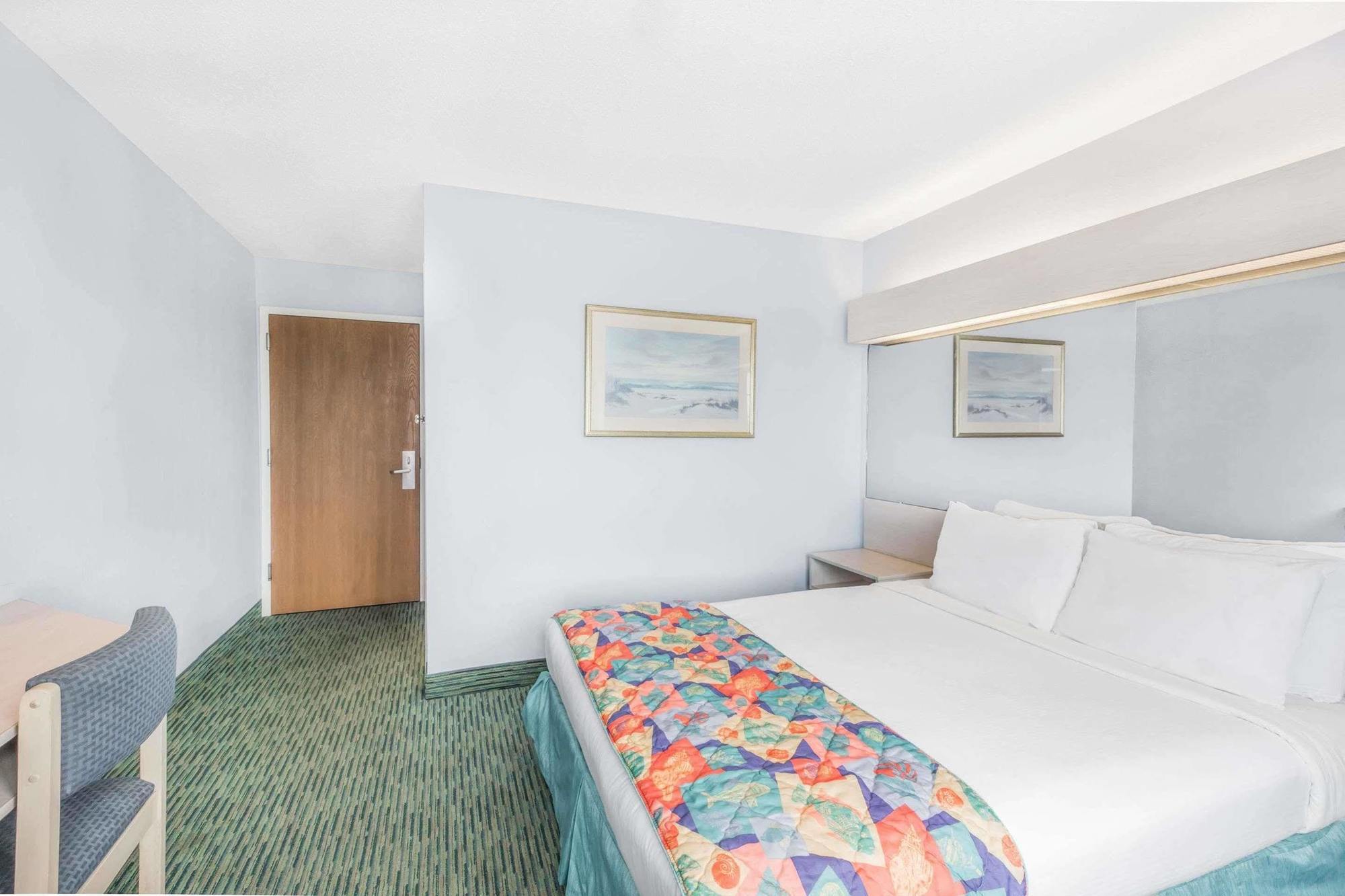 Microtel Inn & Suites By Wyndham Carolina Beach Exteriér fotografie