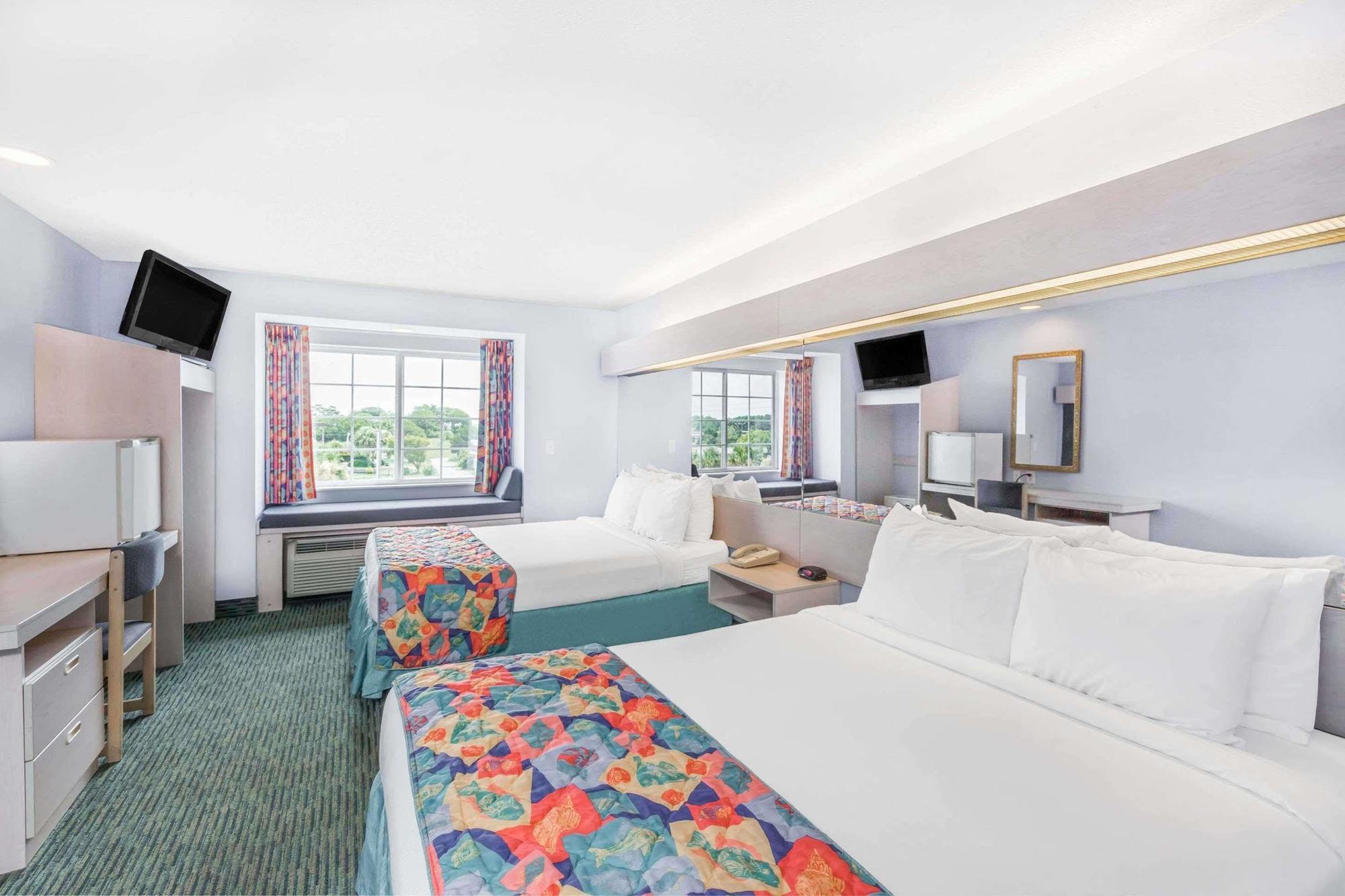 Microtel Inn & Suites By Wyndham Carolina Beach Exteriér fotografie