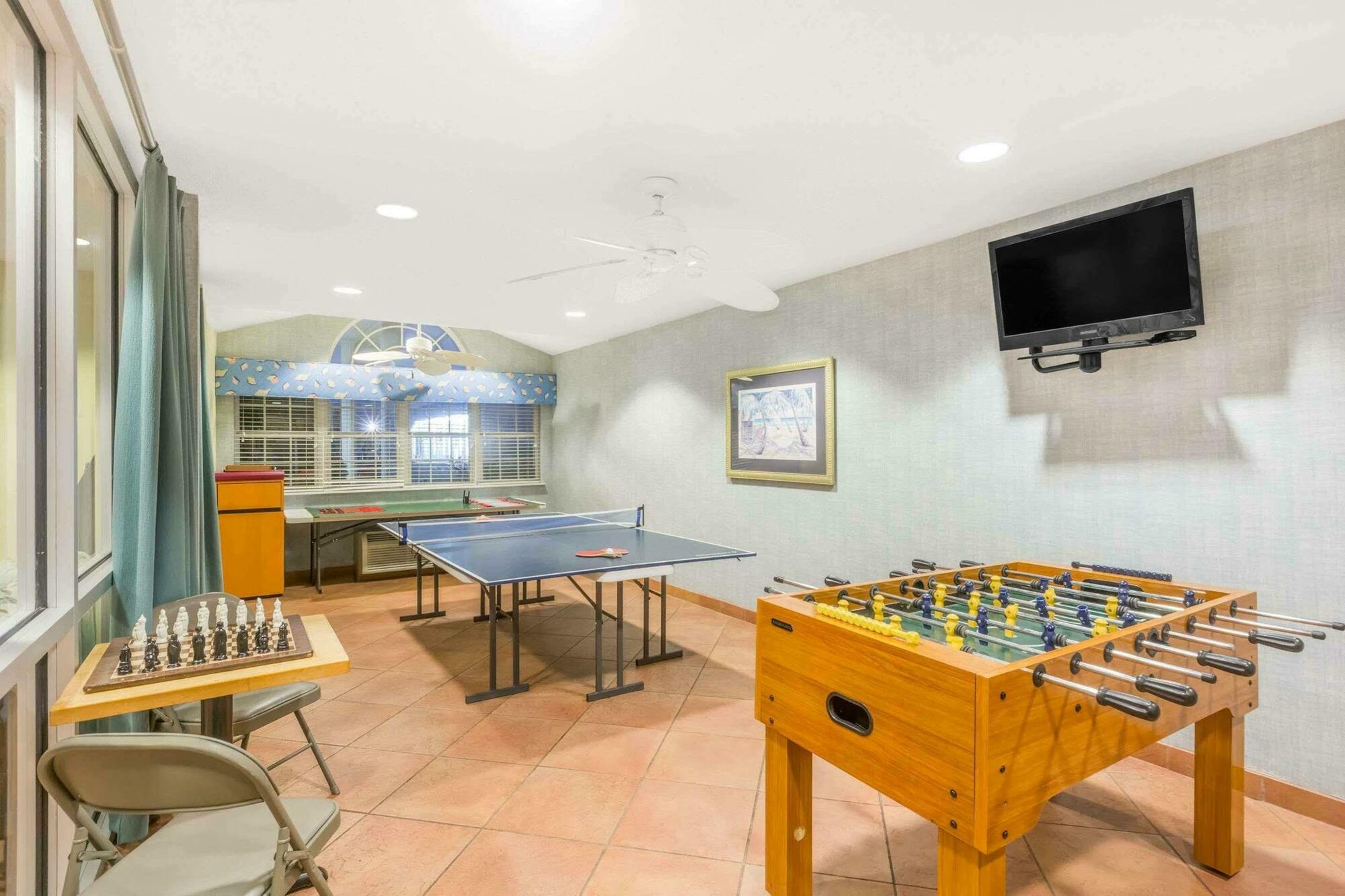 Microtel Inn & Suites By Wyndham Carolina Beach Exteriér fotografie